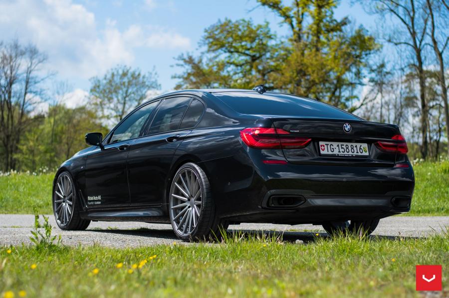 BMW 7-Series on Vossen Wheels (VFS2) 2017 года  (фото 15 из 33)